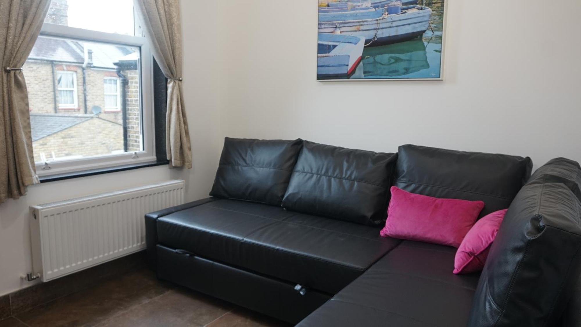 Beautiful London Home Sleeps 6, 2 Minutes To Metro Eksteriør bilde