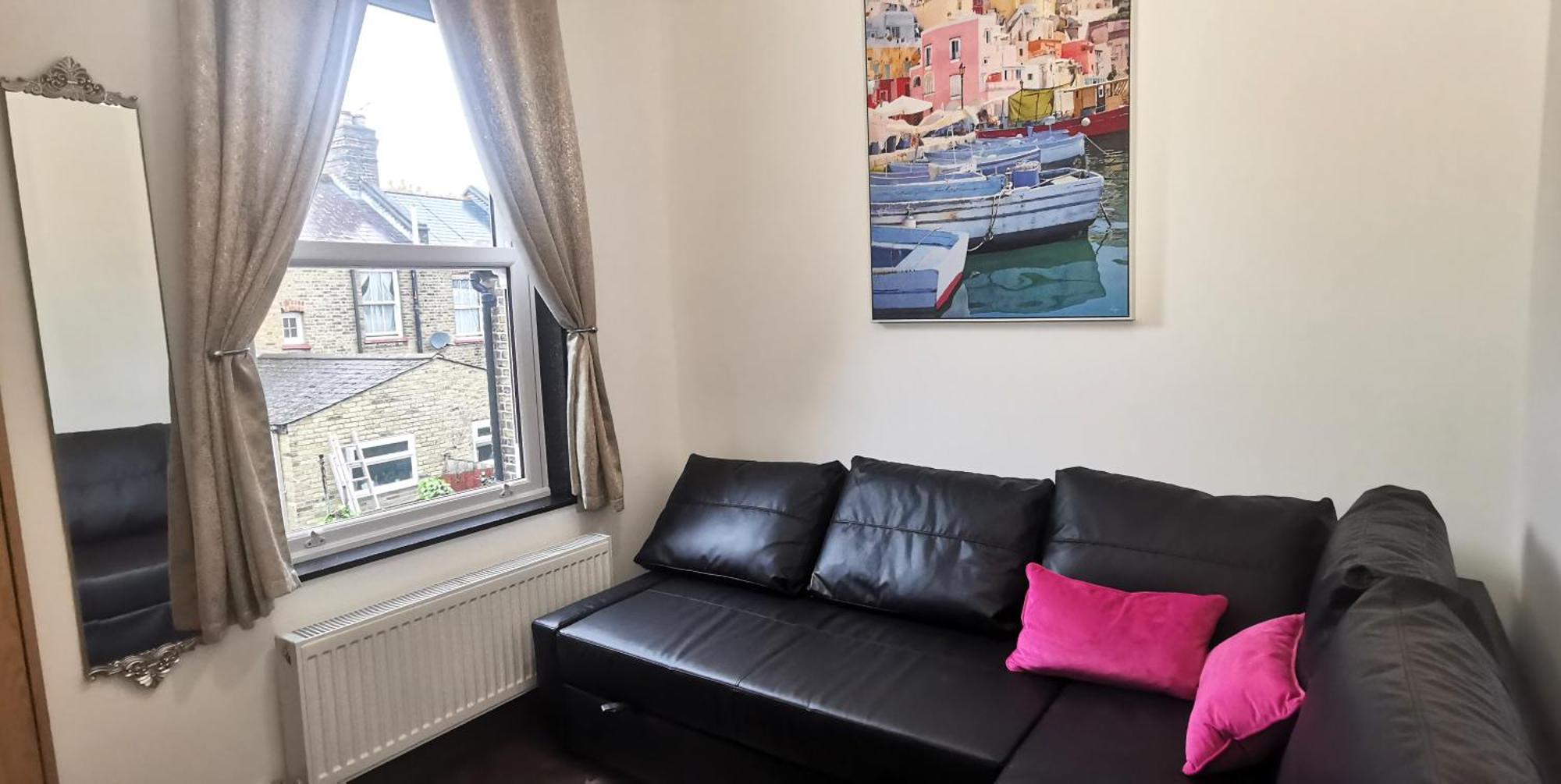 Beautiful London Home Sleeps 6, 2 Minutes To Metro Eksteriør bilde