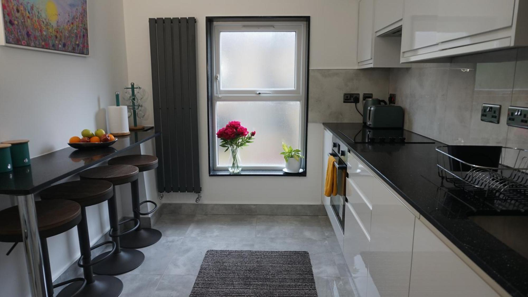 Beautiful London Home Sleeps 6, 2 Minutes To Metro Eksteriør bilde